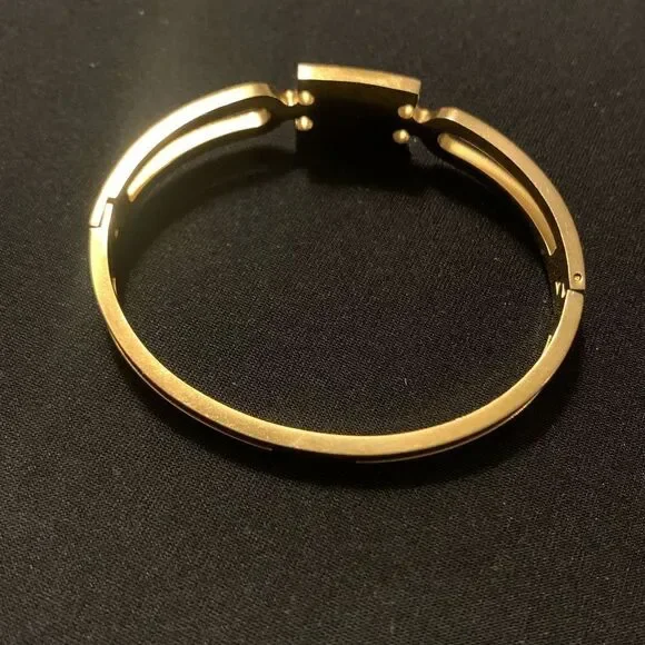 Tory Burch Women’s Bracelet Red Gold faux Diamonds